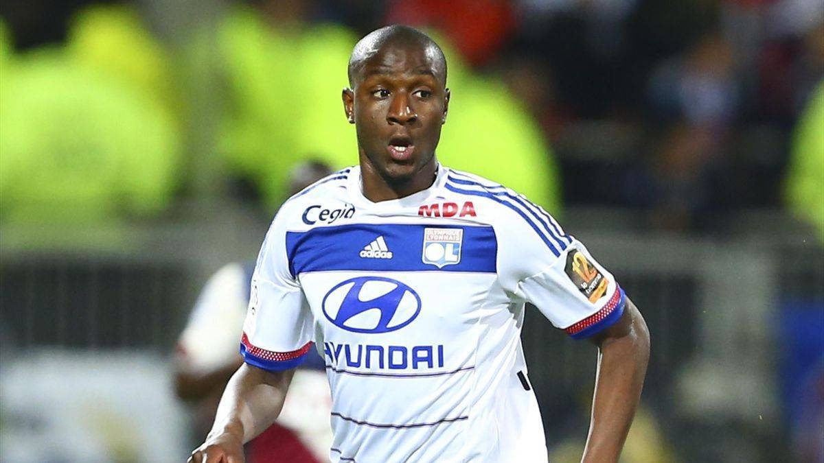 兰博电竞中国-包含风云突变里昂关键时刻外线爆发，法国杯版图或变，球迷炸锅，团队化学反应显著的词条