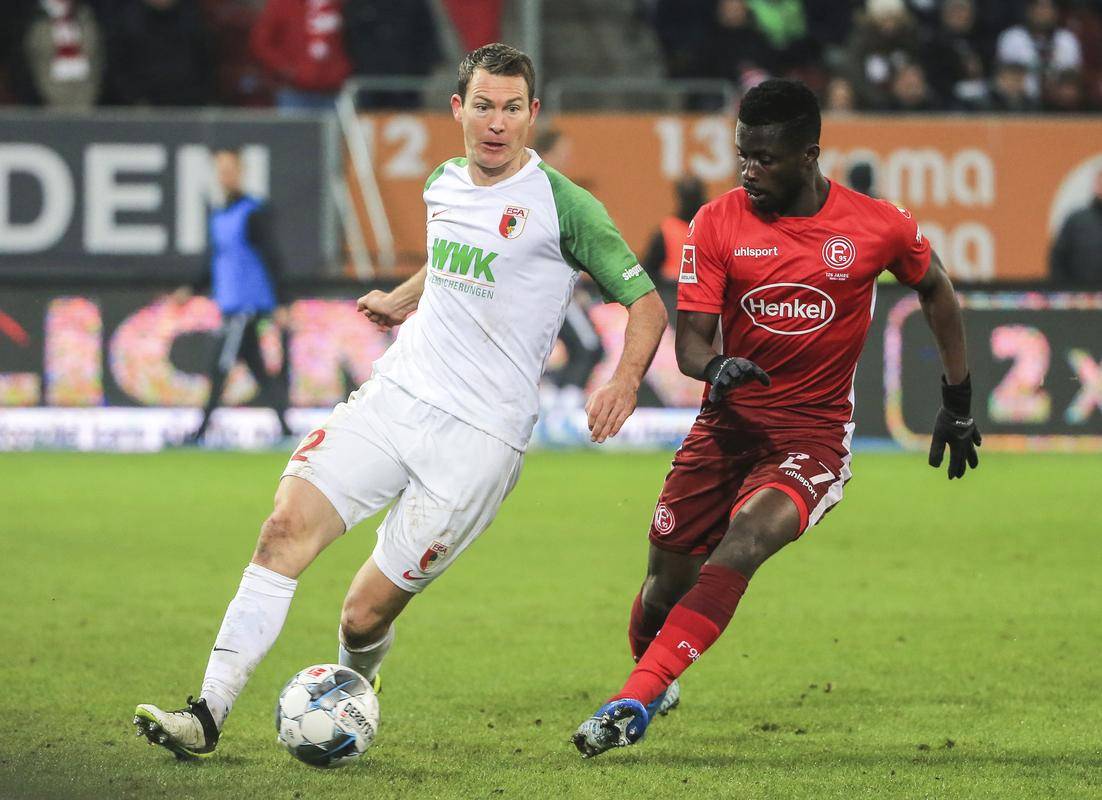 兰博电竞中国-皇家社会迎德国杯关键赛；赛前回应争议；目标明确；轮换策略成焦点(2025德国杯赛程表)